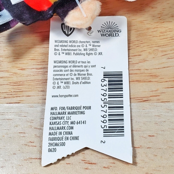 Harry Potter Hallmark Small Stars HARRY POTTER 4.5" Ornament by Wizarding World - Picture 4 of 8